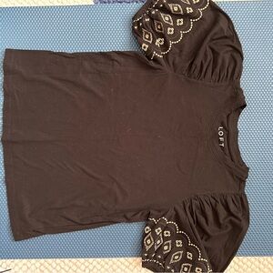 Loft puffed sleeve tee top